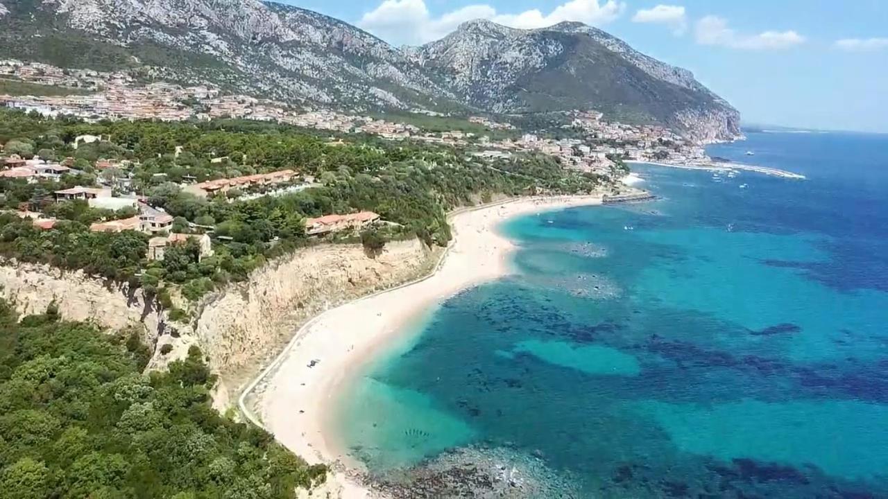 Casa Luisa Apartment Cala Gonone Luaran gambar